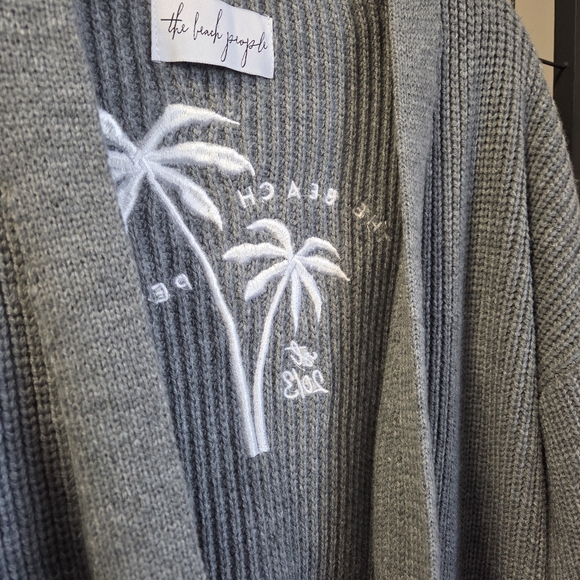 The Beach People Caridgan Sweater - Picture 5 of 8